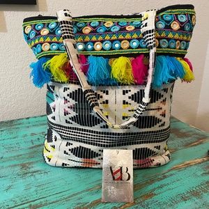 NWT America and Beyond Summertime Tote